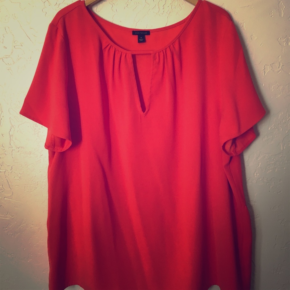 Ann Taylor short sleeve blouse